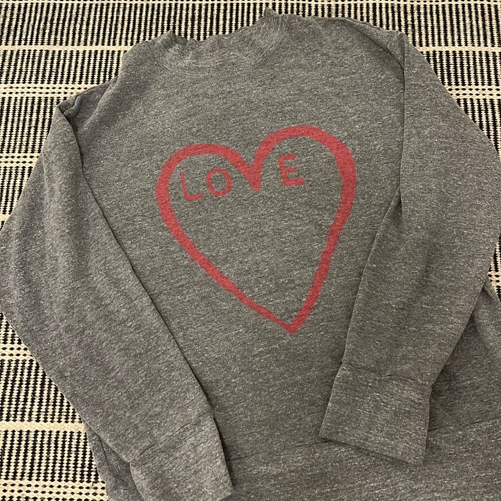 Monrow LOVE sweatshirt size Medium